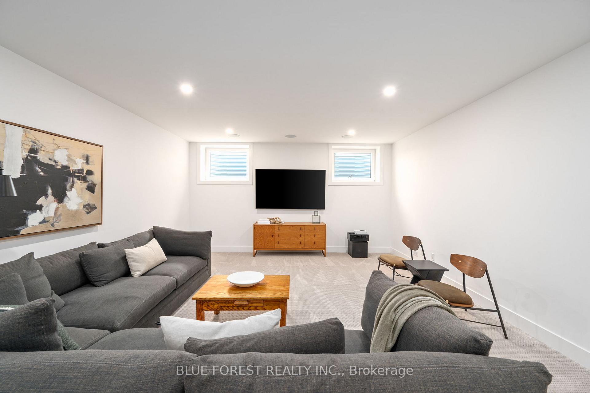 Photo 37 of 102 Edgewater Boulevard, Middlesex Centre, Kilworth — HOMEH