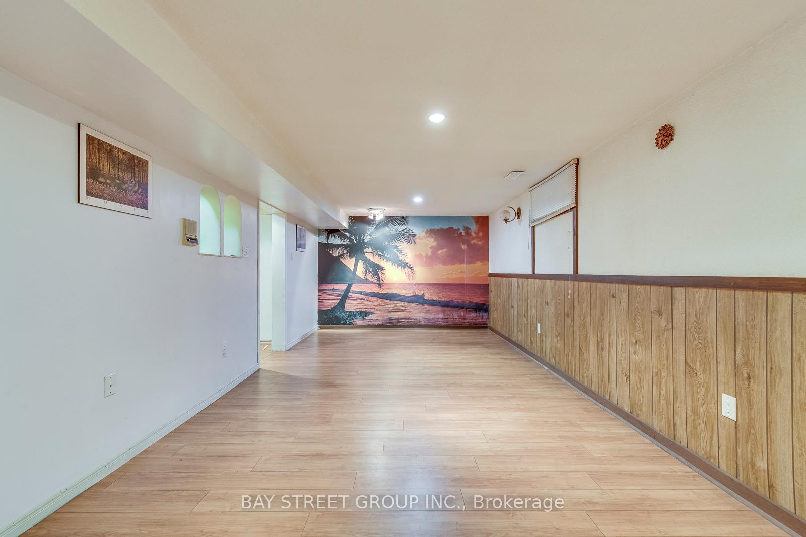 Photo 27 of 55 Milano Court, Hamilton, Gurnett — HOMEH