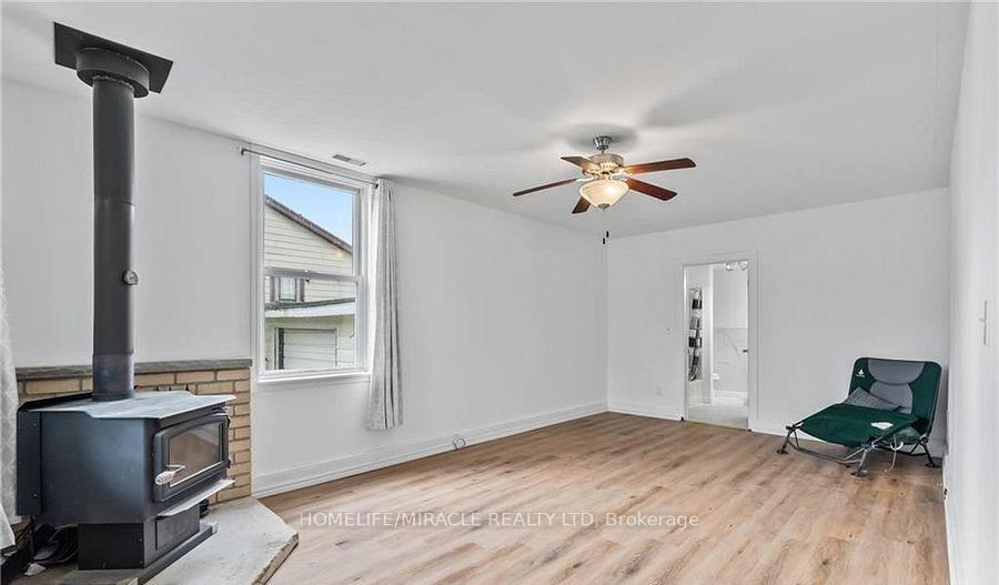 Photo 6 of 22 William Street S, Minto — HOMEH