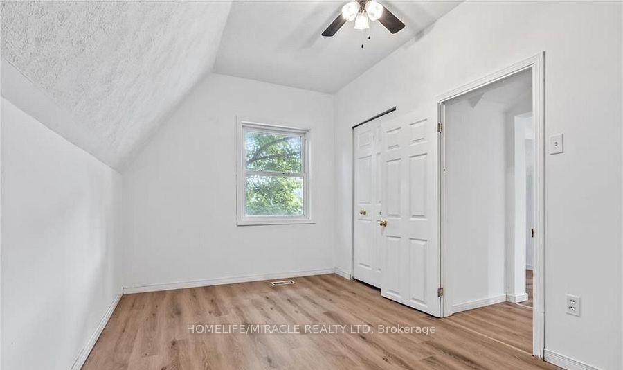Photo 18 of 22 William Street S, Minto — HOMEH