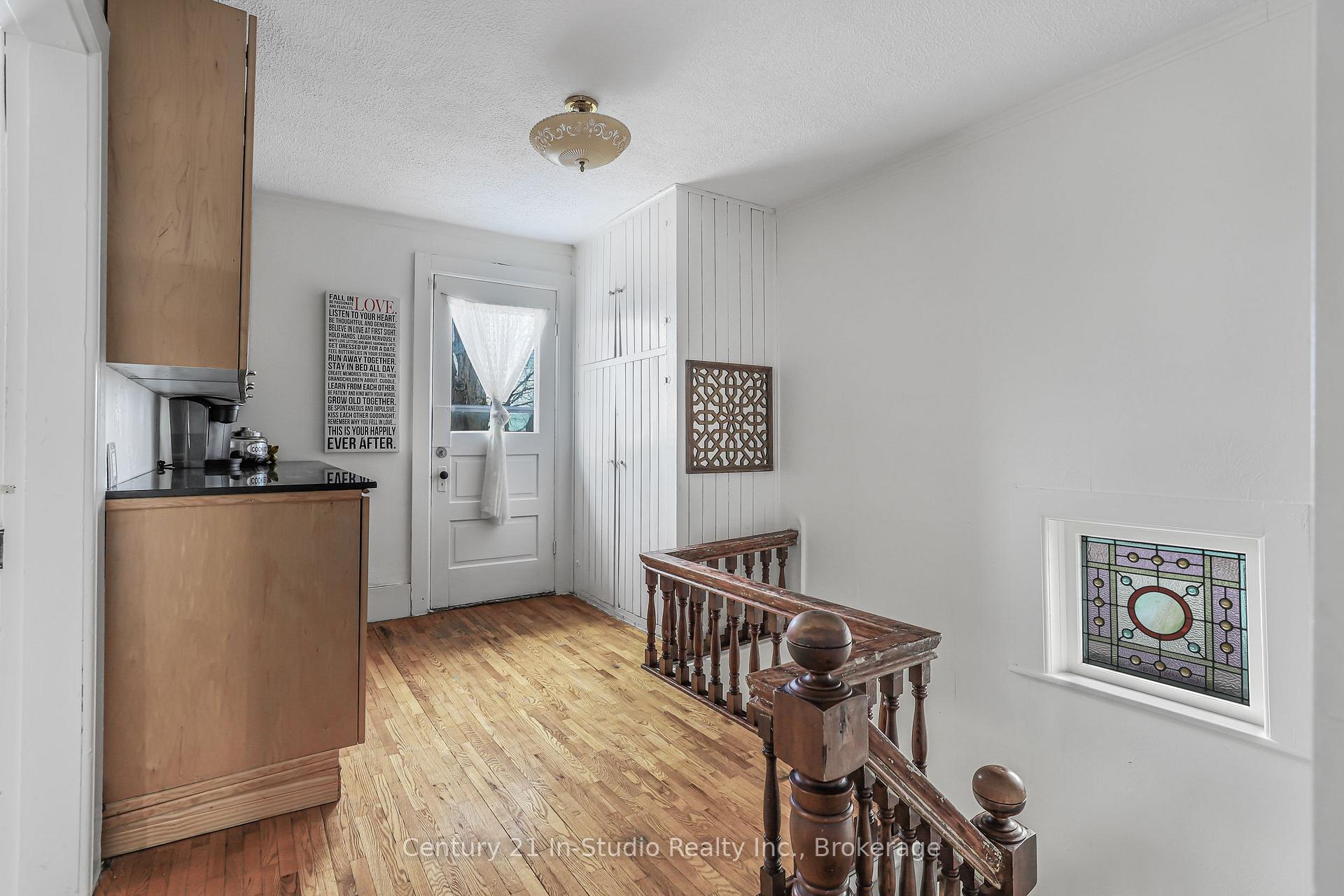 Photo 17 of 356 Third Street, Midland — HOMEH