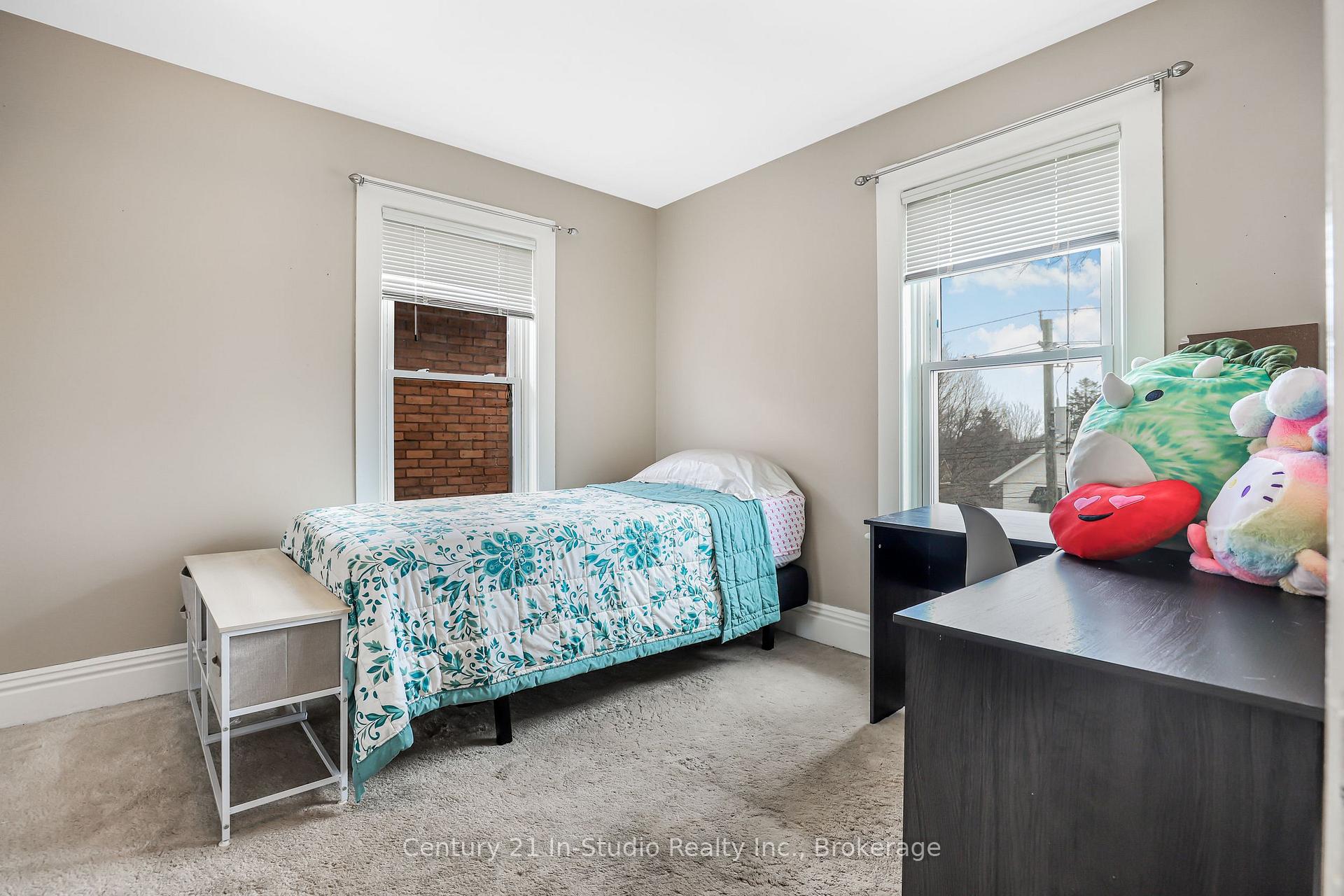 Photo 20 of 356 Third Street, Midland — HOMEH