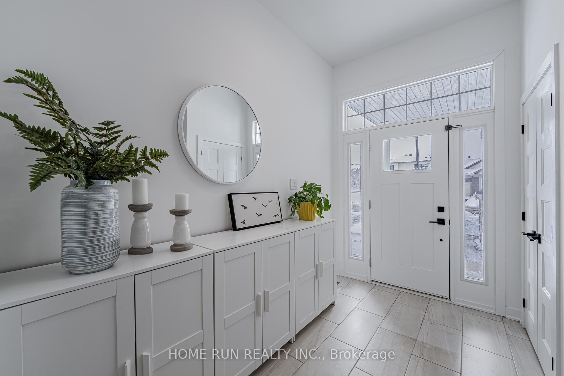 Photo 4 of 131 Defence Street, Ottawa, Kanata - Emerald Meadows/Trailwest — HOMEH