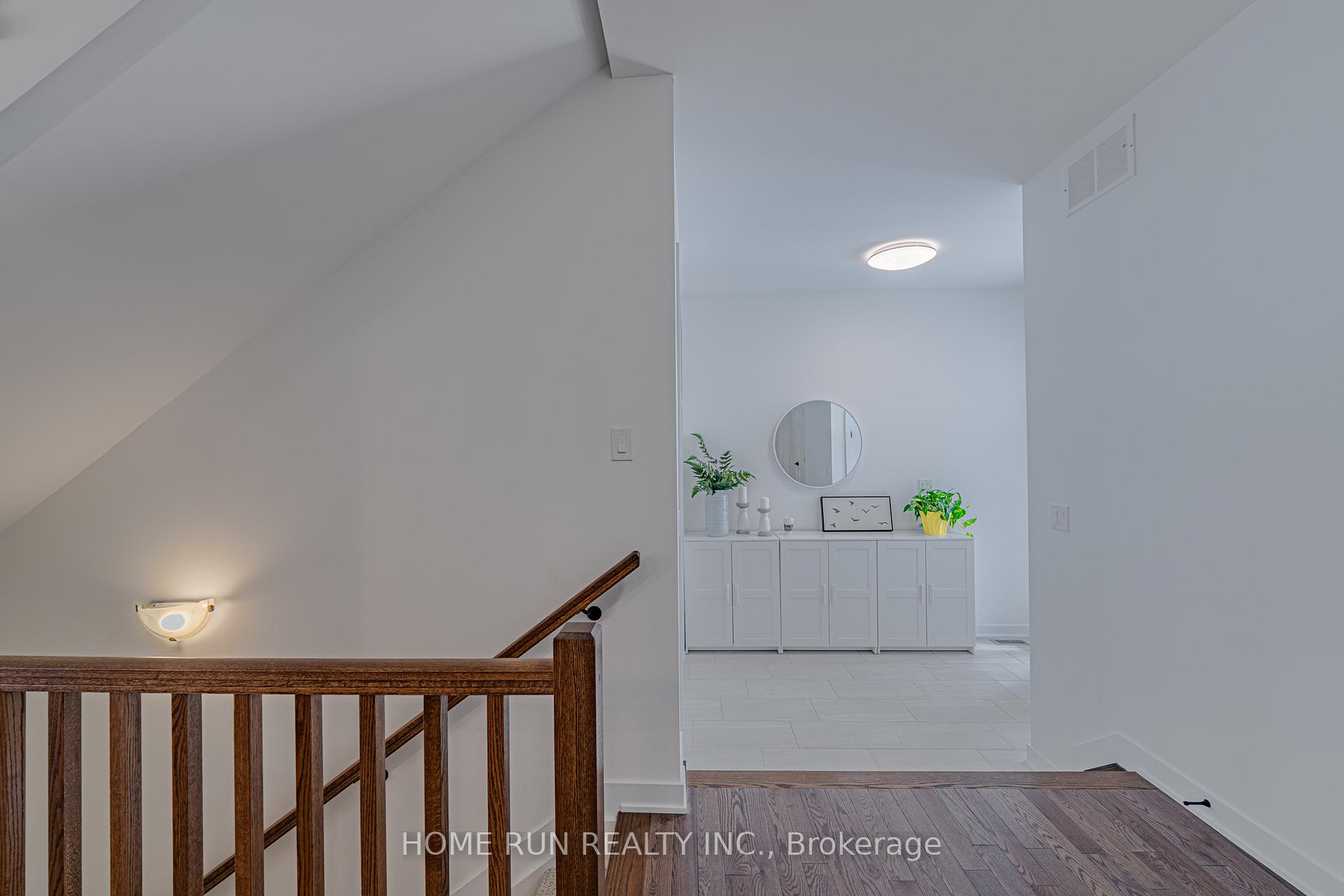 Photo 7 of 131 Defence Street, Ottawa, Kanata - Emerald Meadows/Trailwest — HOMEH