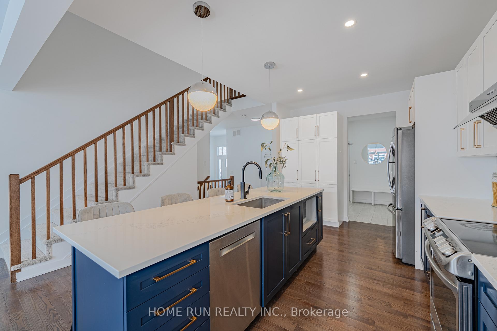 Photo 16 of 131 Defence Street, Ottawa, Kanata - Emerald Meadows/Trailwest — HOMEH