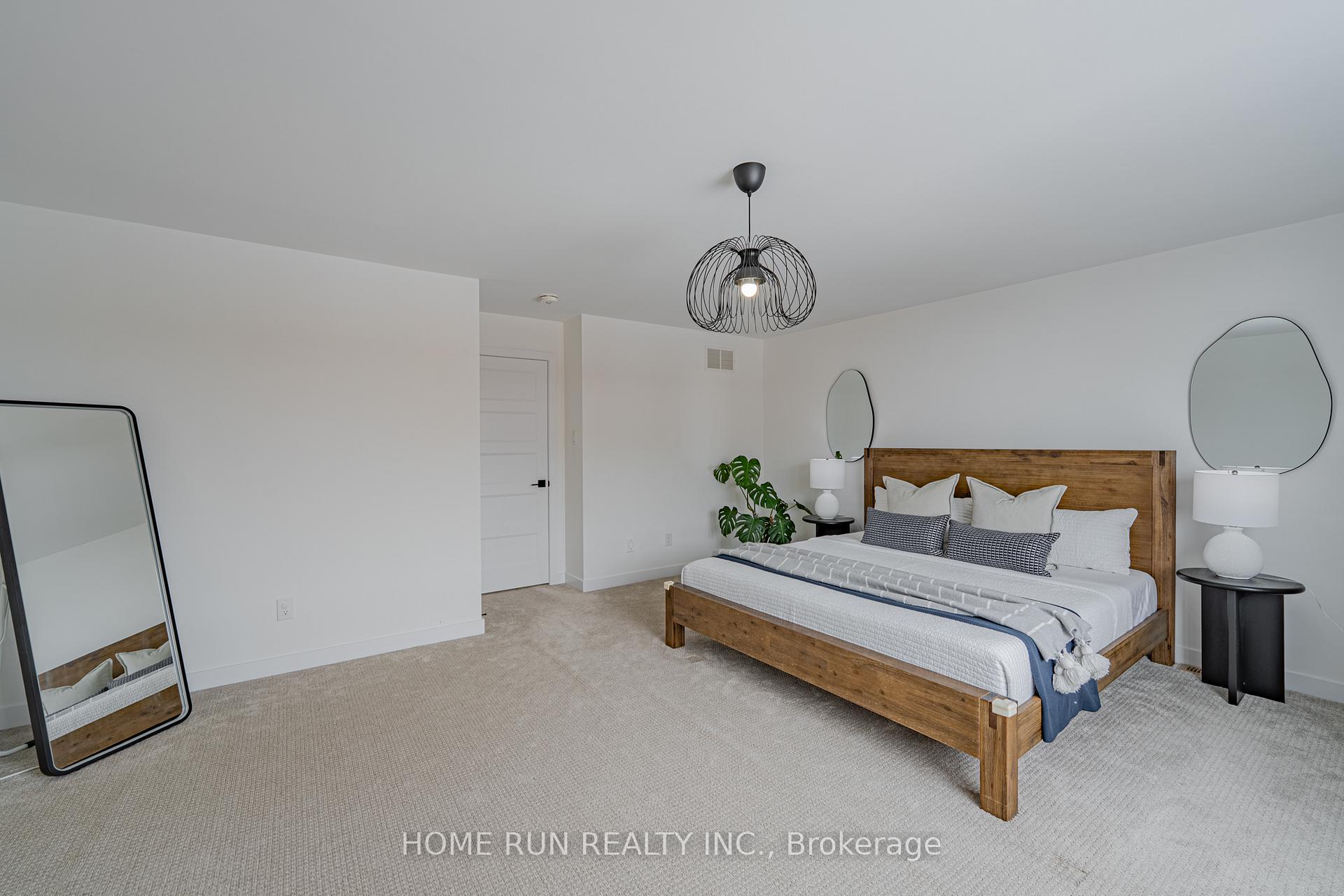 Photo 33 of 131 Defence Street, Ottawa, Kanata - Emerald Meadows/Trailwest — HOMEH