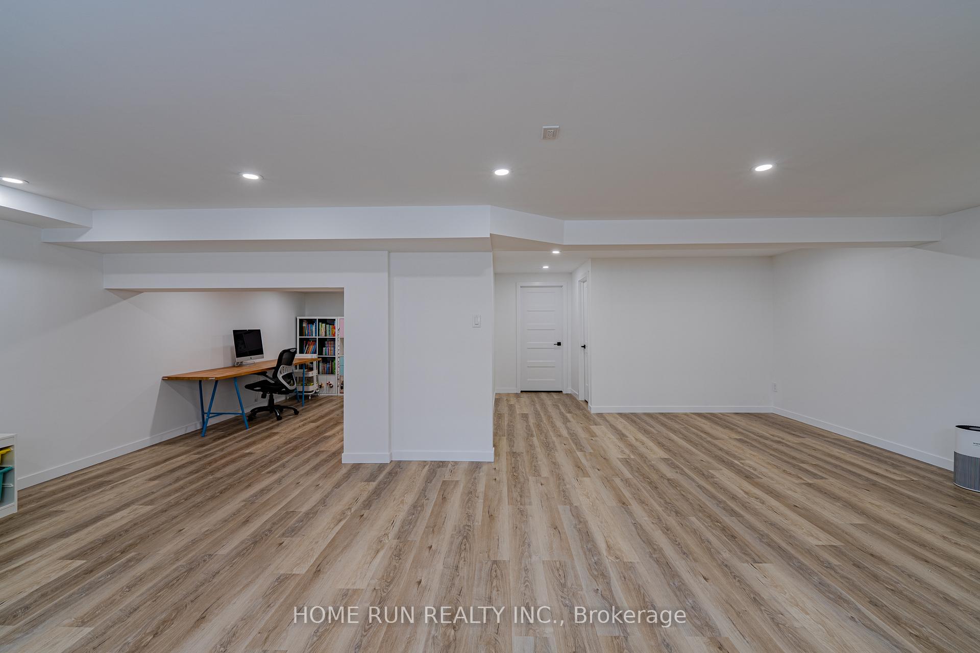 Photo 48 of 131 Defence Street, Ottawa, Kanata - Emerald Meadows/Trailwest — HOMEH