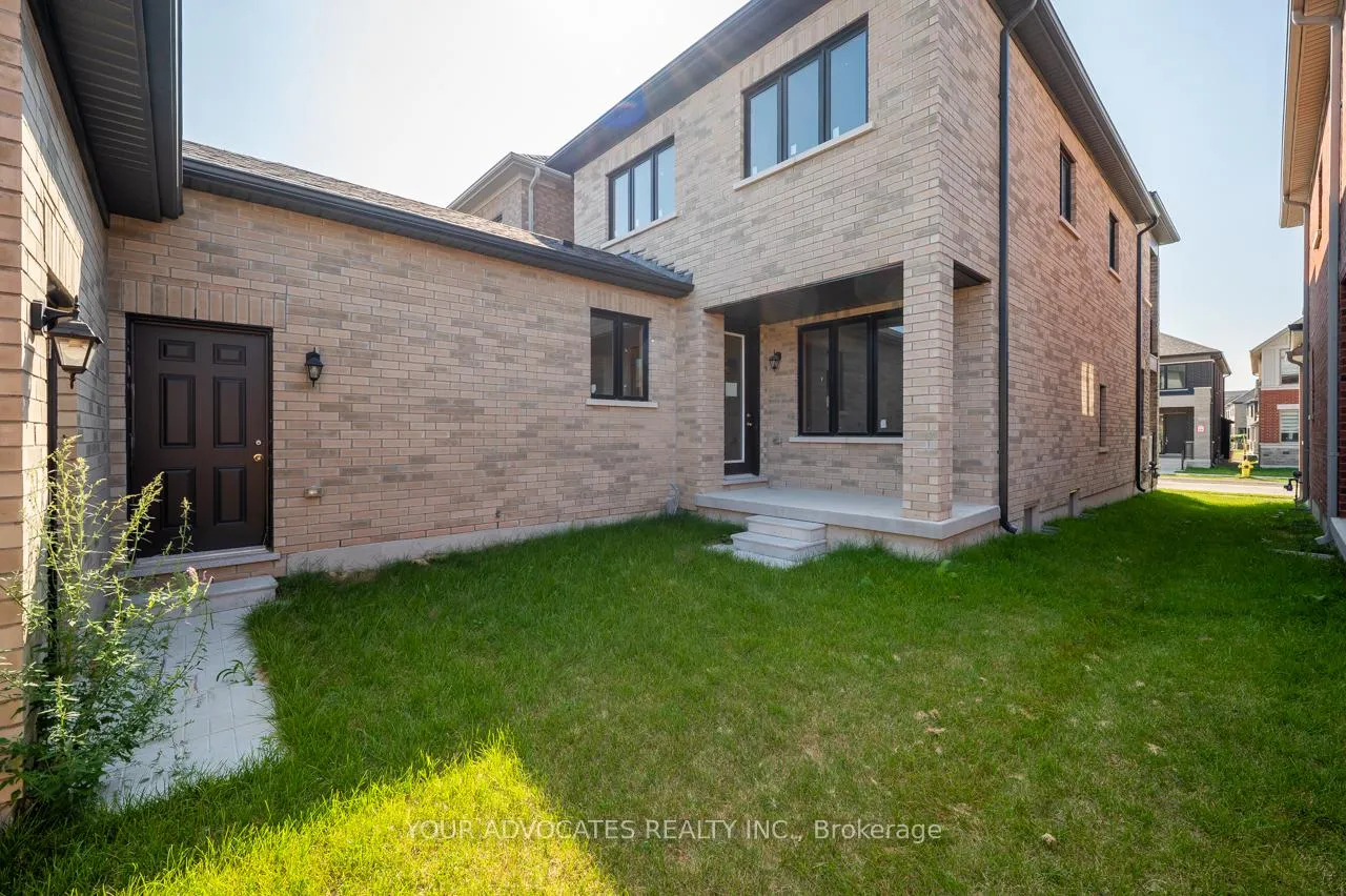 Photo 6 of 14 Jack Carson Drive, Markham, Cornell — HOMEH