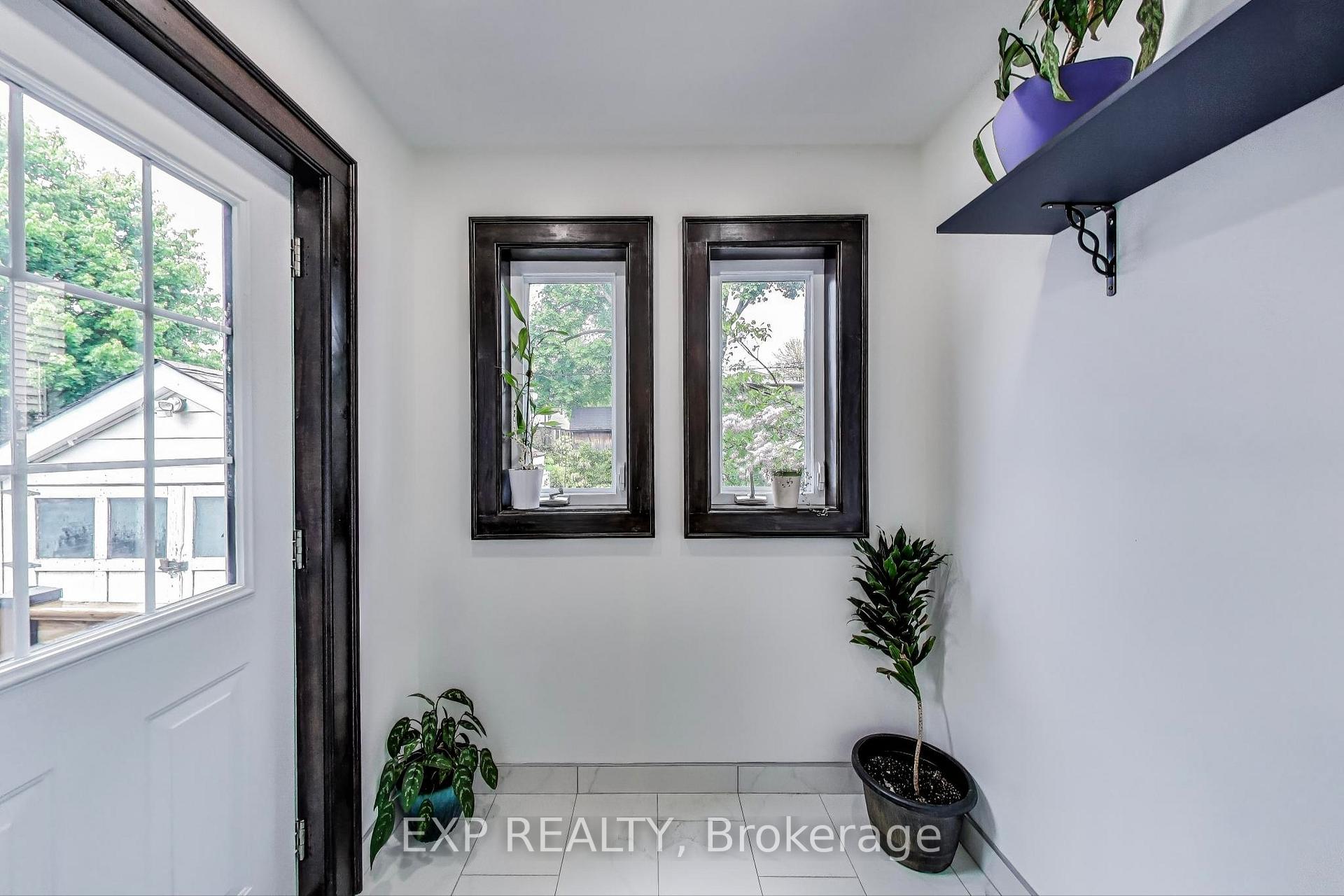 Photo 14 of 71 Huxley Avenue S, Hamilton, Delta — HOMEH