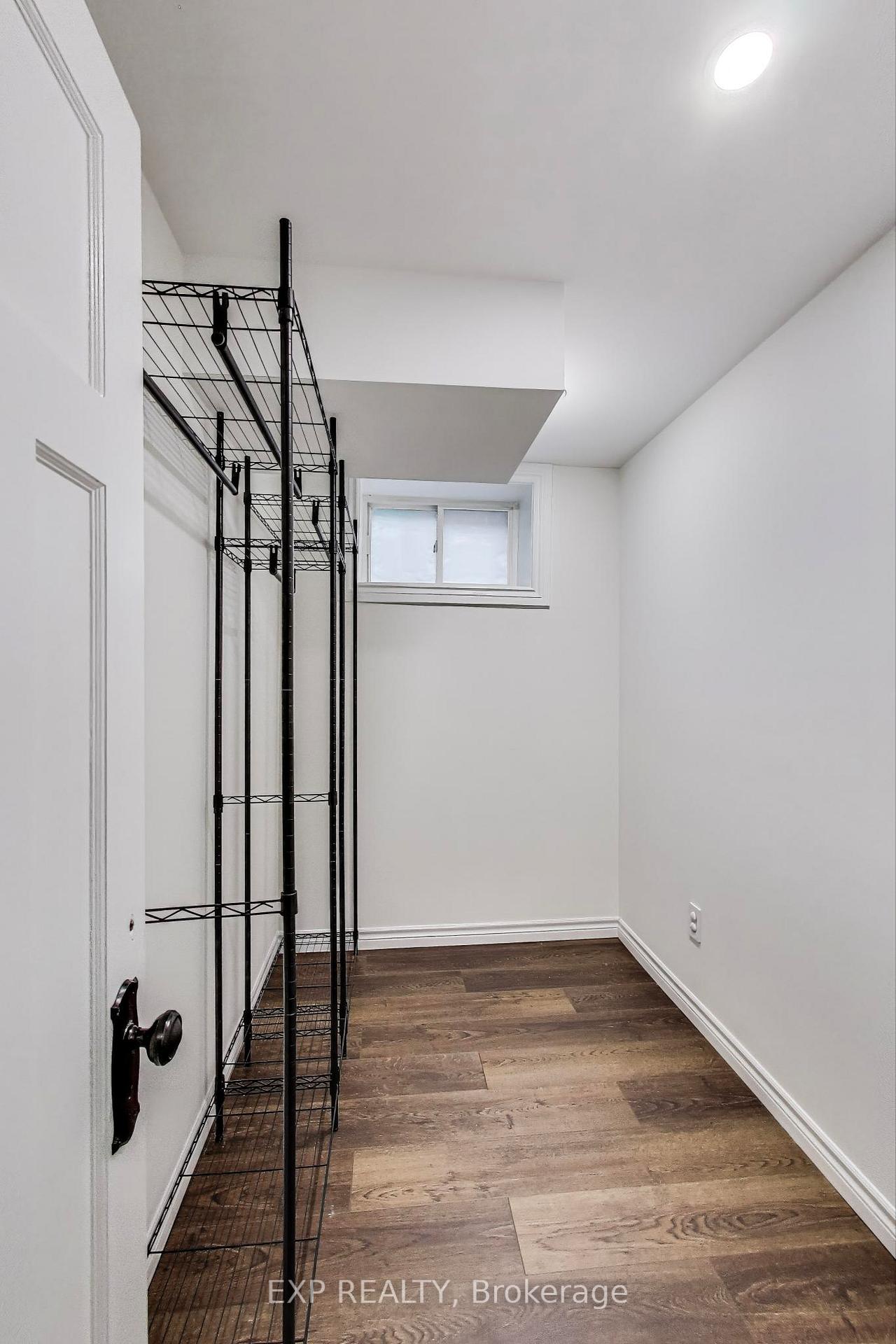 Photo 35 of 71 Huxley Avenue S, Hamilton, Delta — HOMEH