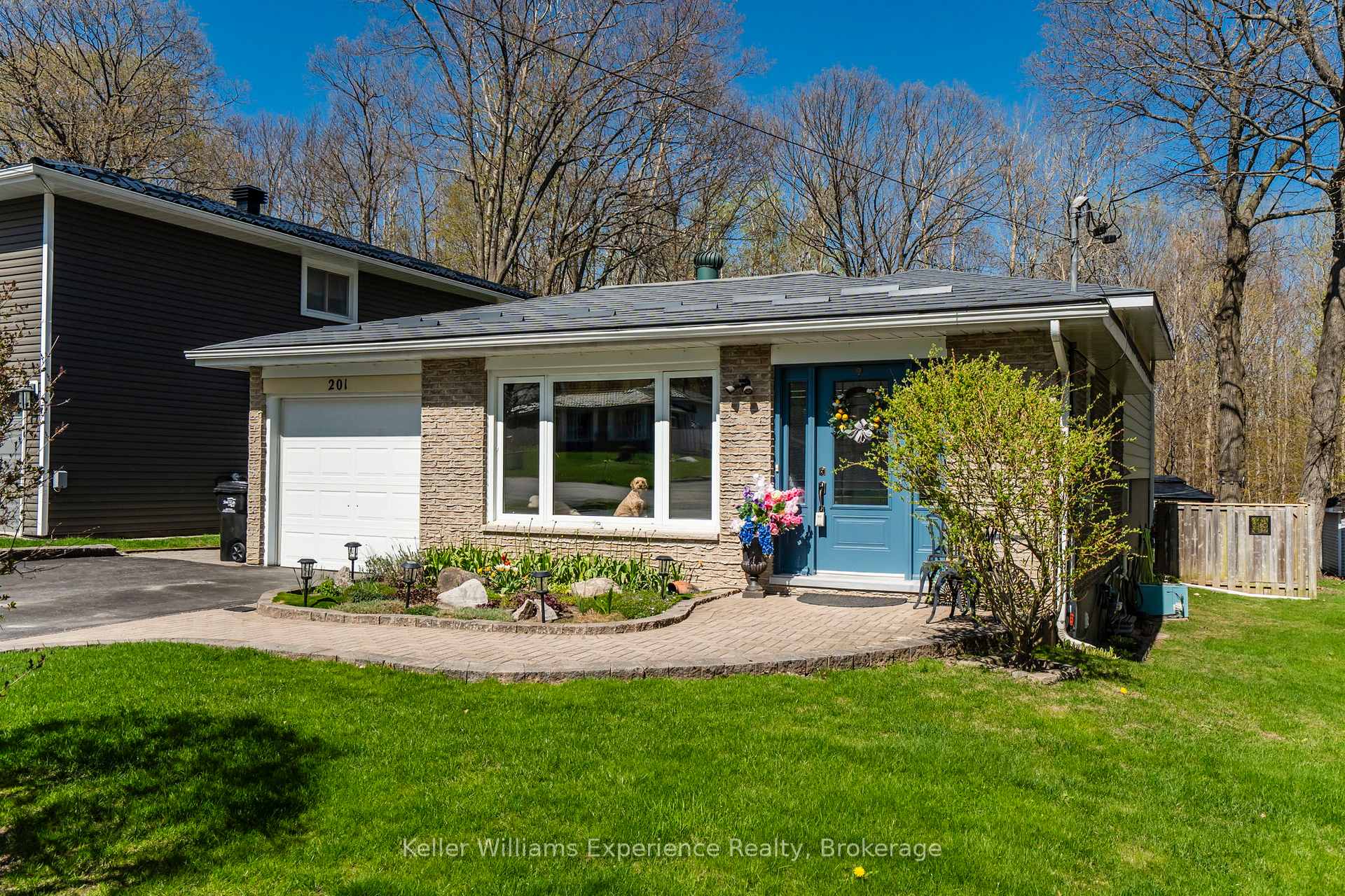 Front of 201 Bayfield Avenue