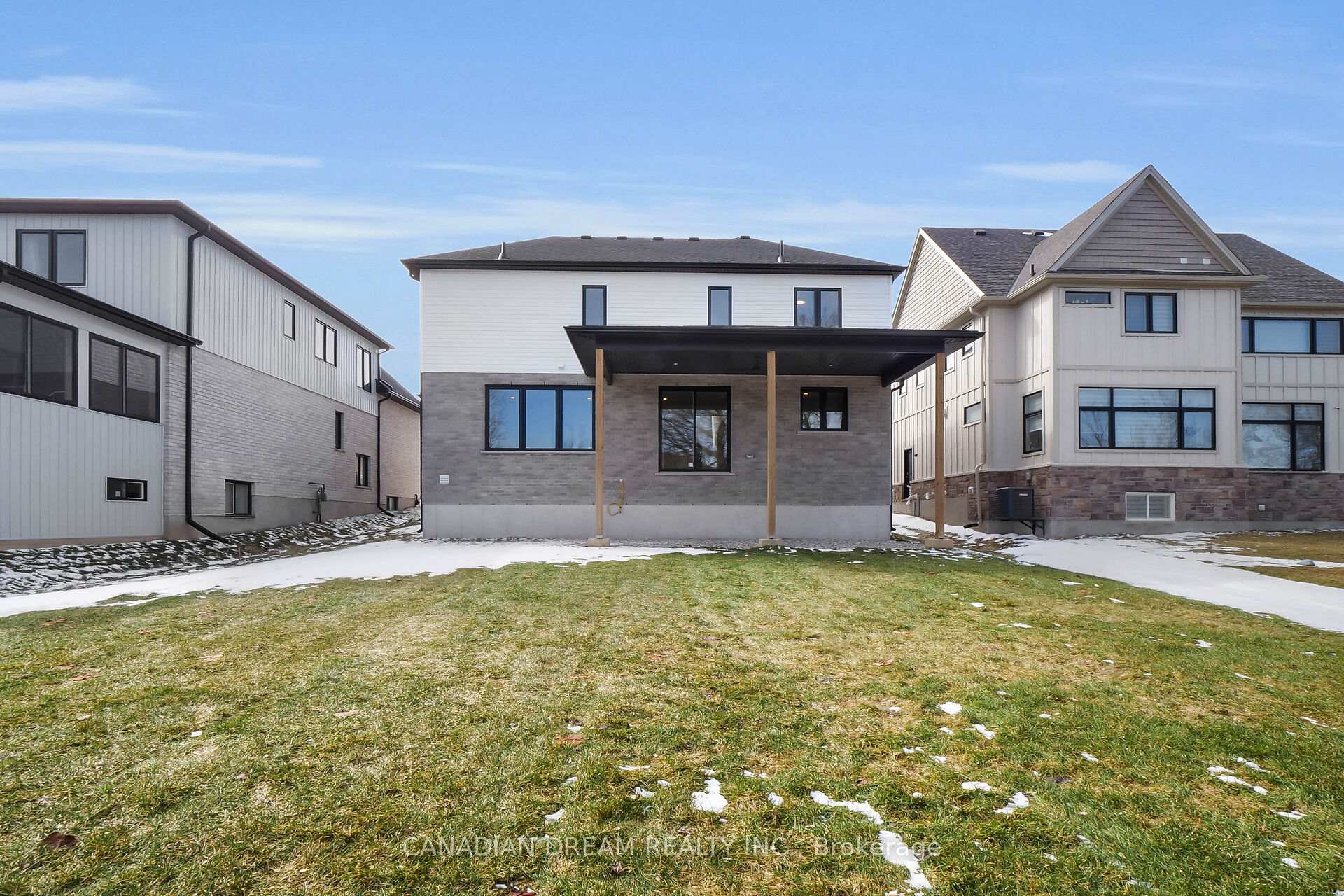 Photo 45 of 28 Poole Crescent, Middlesex Centre, Rural Middlesex Centre — HOMEH