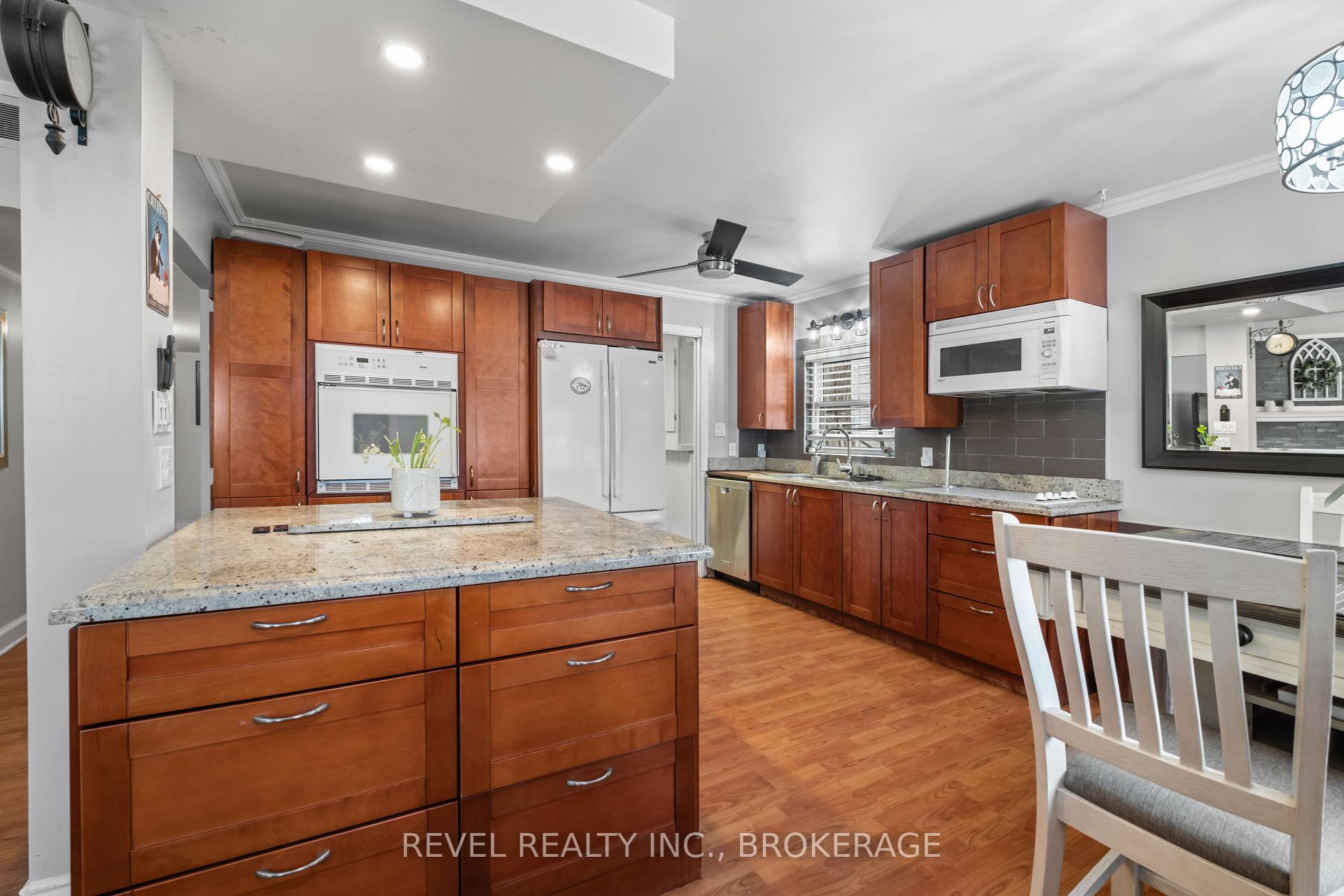 Photo 10 of 4221 Bath Road, Kingston, South of Taylor-Kidd Blvd — HOMEH