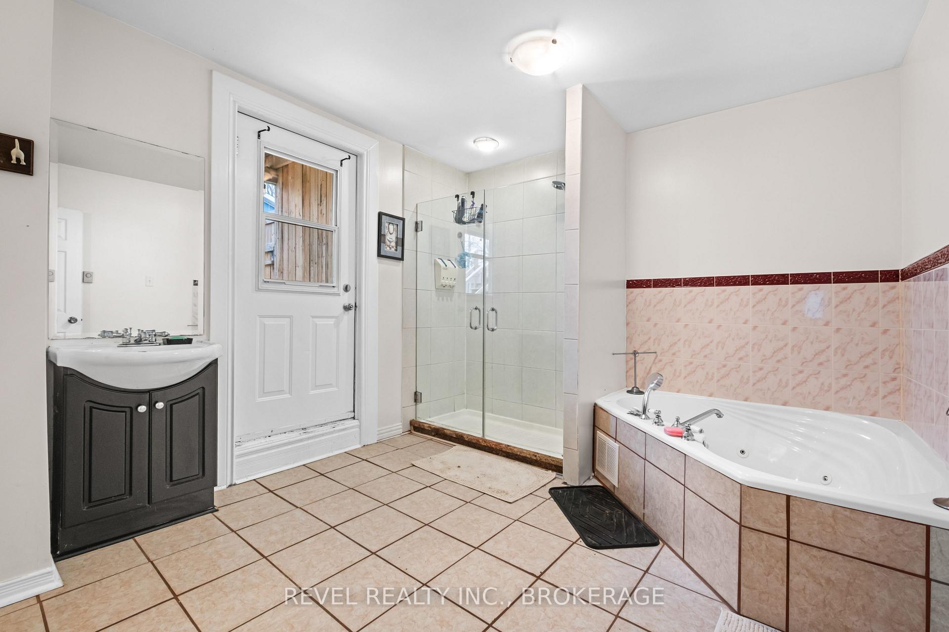 Photo 17 of 4221 Bath Road, Kingston, South of Taylor-Kidd Blvd — HOMEH