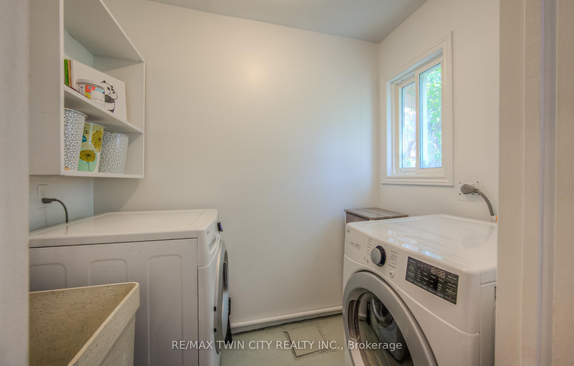 Photo 11 of 76 Charles Best Place, Kitchener — HOMEH