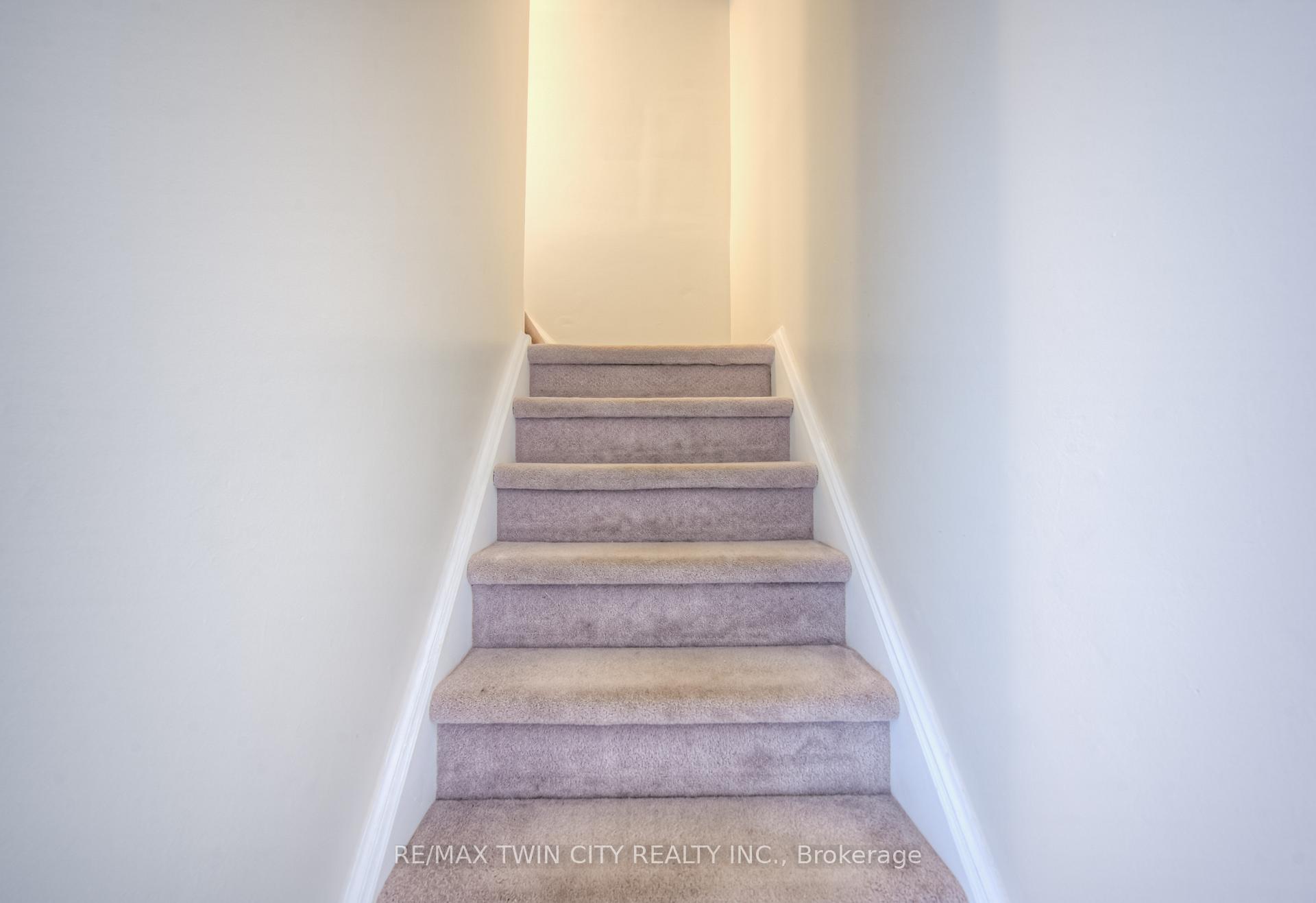 Photo 12 of 76 Charles Best Place, Kitchener — HOMEH