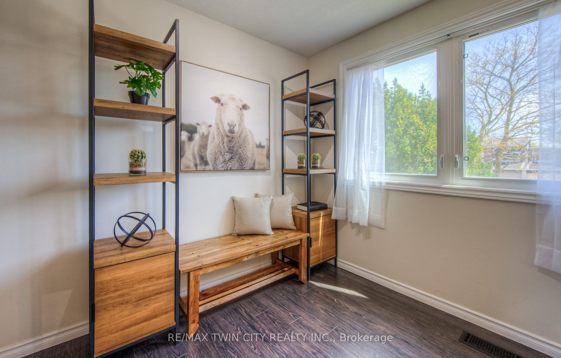 Photo 24 of 76 Charles Best Place, Kitchener — HOMEH
