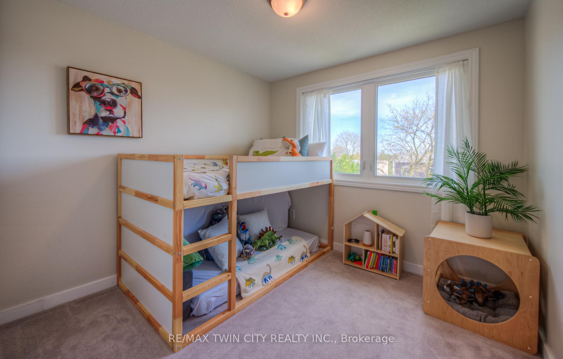 Photo 28 of 76 Charles Best Place, Kitchener — HOMEH