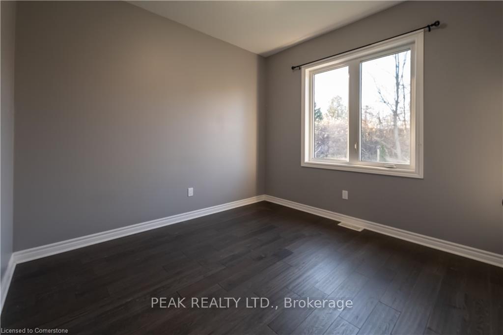 Photo 13 of 26 Ann Street S, Minto — HOMEH