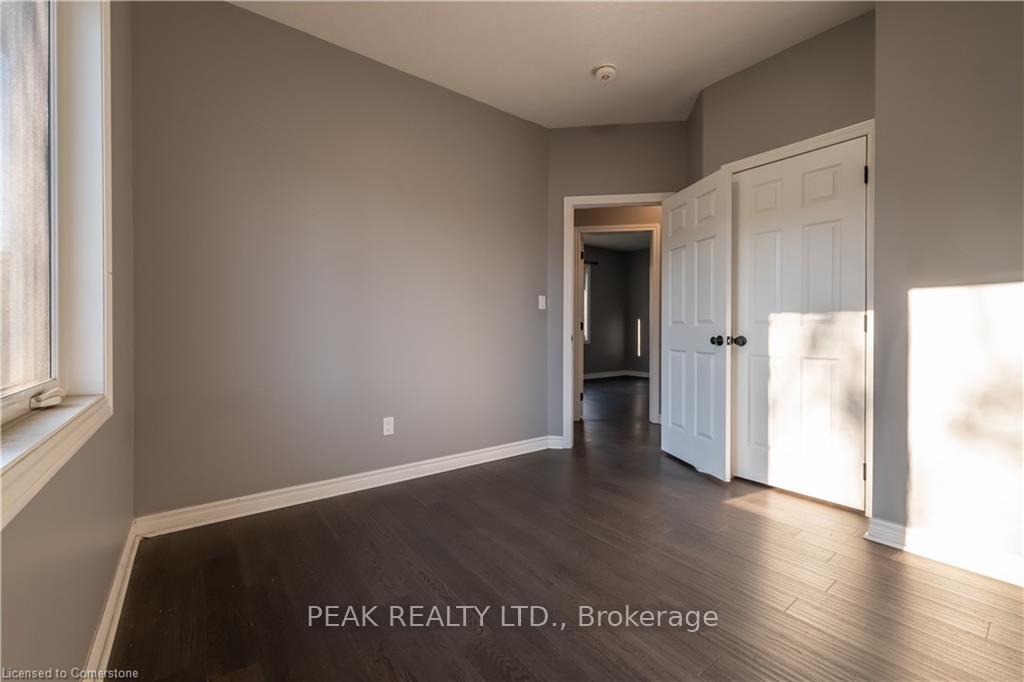 Photo 14 of 26 Ann Street S, Minto — HOMEH