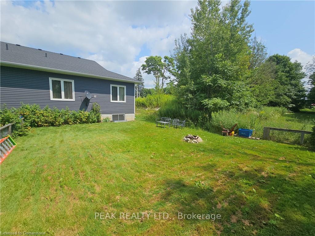Photo 16 of 26 Ann Street S, Minto — HOMEH