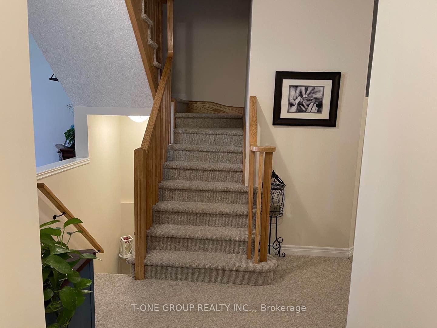 Photo 6 of 26 Bethune Avenue, Hamilton, Rural Glanbrook — HOMEH