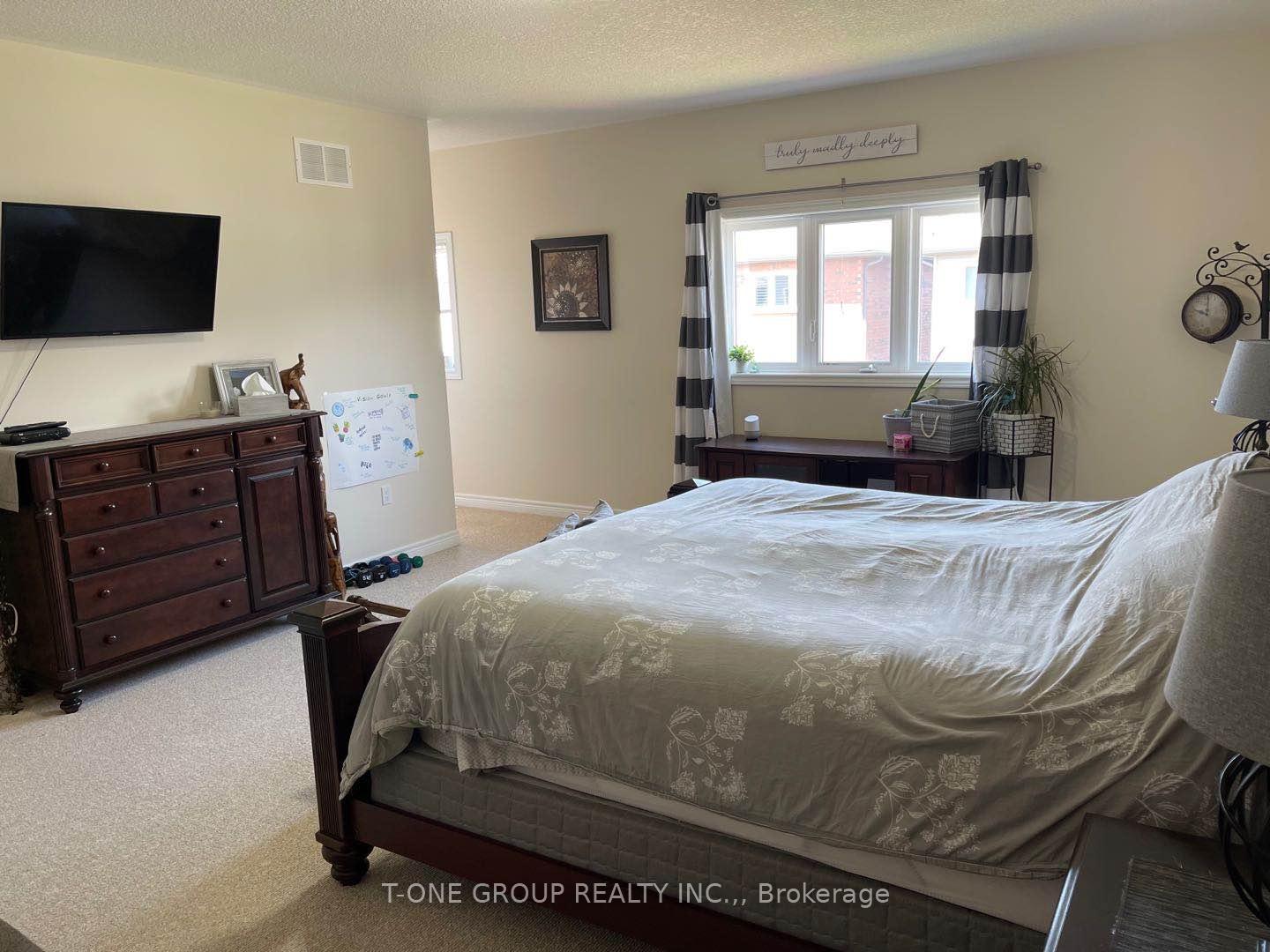Photo 16 of 26 Bethune Avenue, Hamilton, Rural Glanbrook — HOMEH