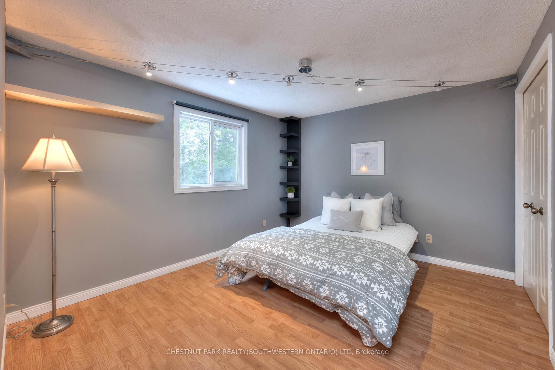 Photo 23 of 105 Sabrina Crescent, Kitchener — HOMEH