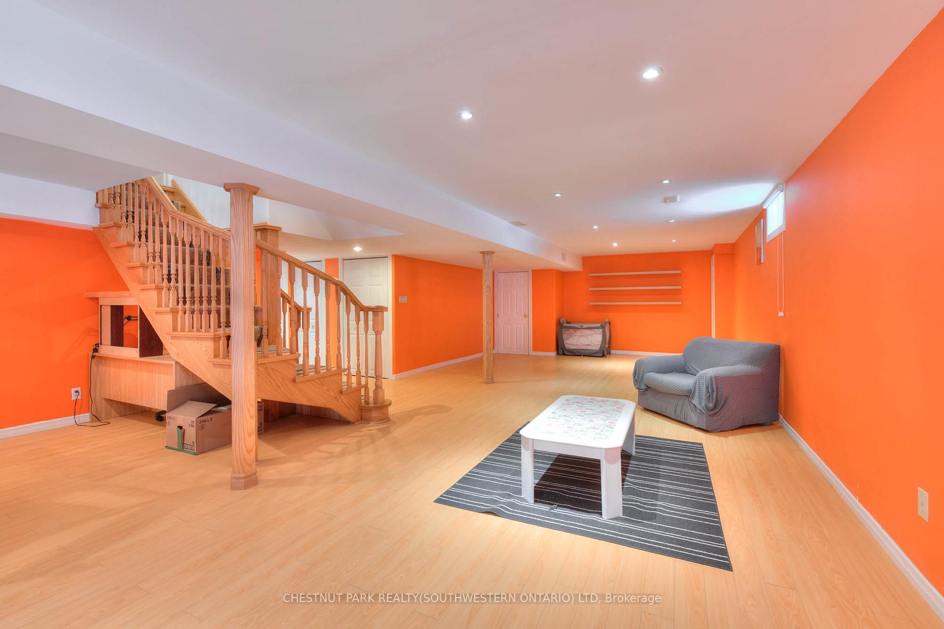 Photo 38 of 105 Sabrina Crescent, Kitchener — HOMEH