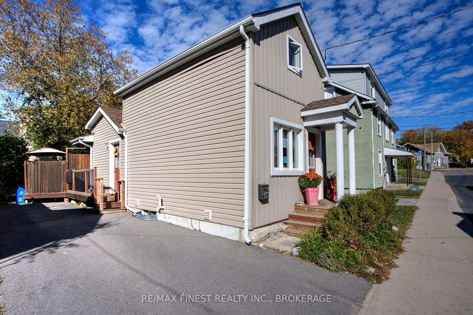 Photo 6 of 609 Union Street, Kingston, Central City West — HOMEH