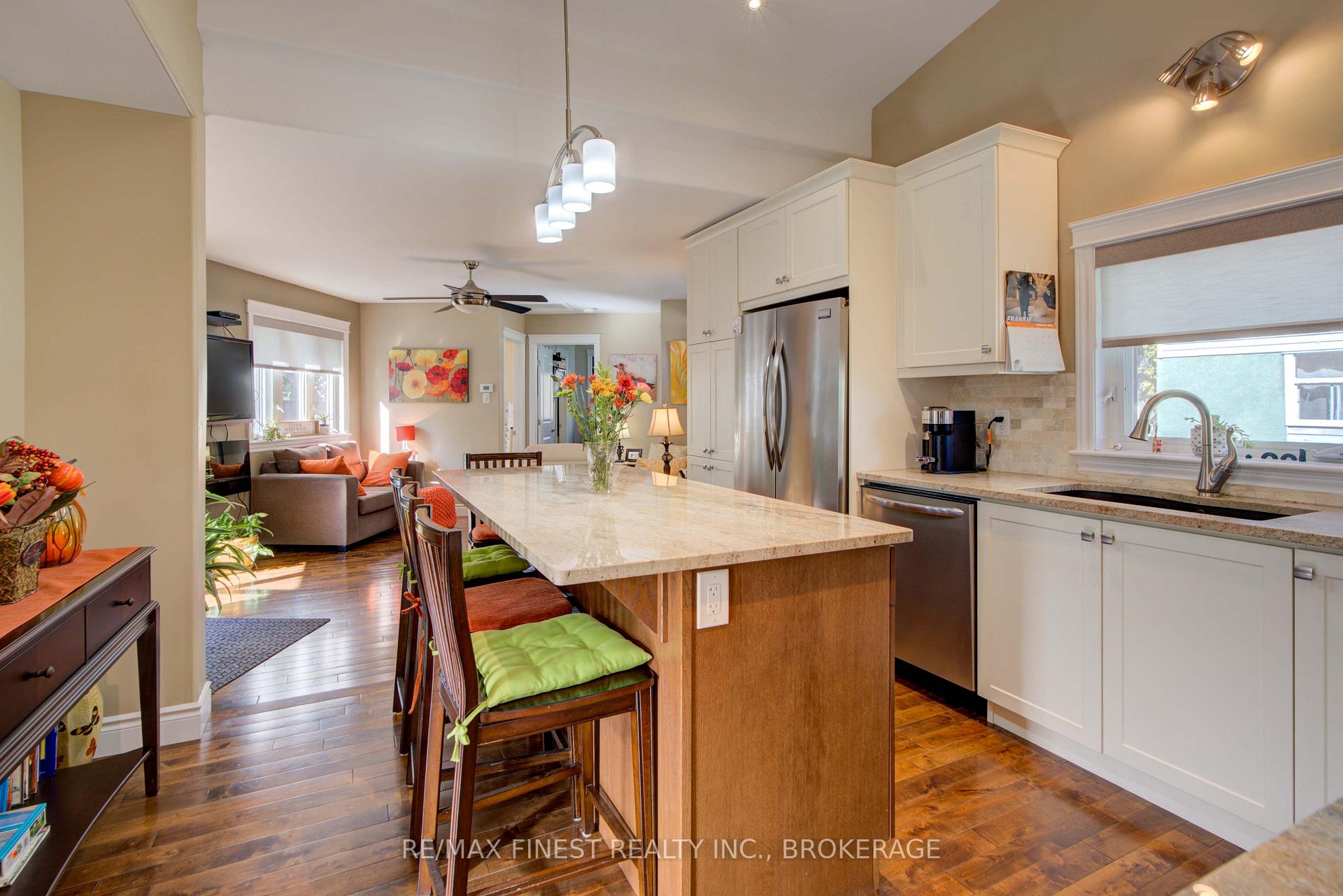 Photo 8 of 609 Union Street, Kingston, Central City West — HOMEH