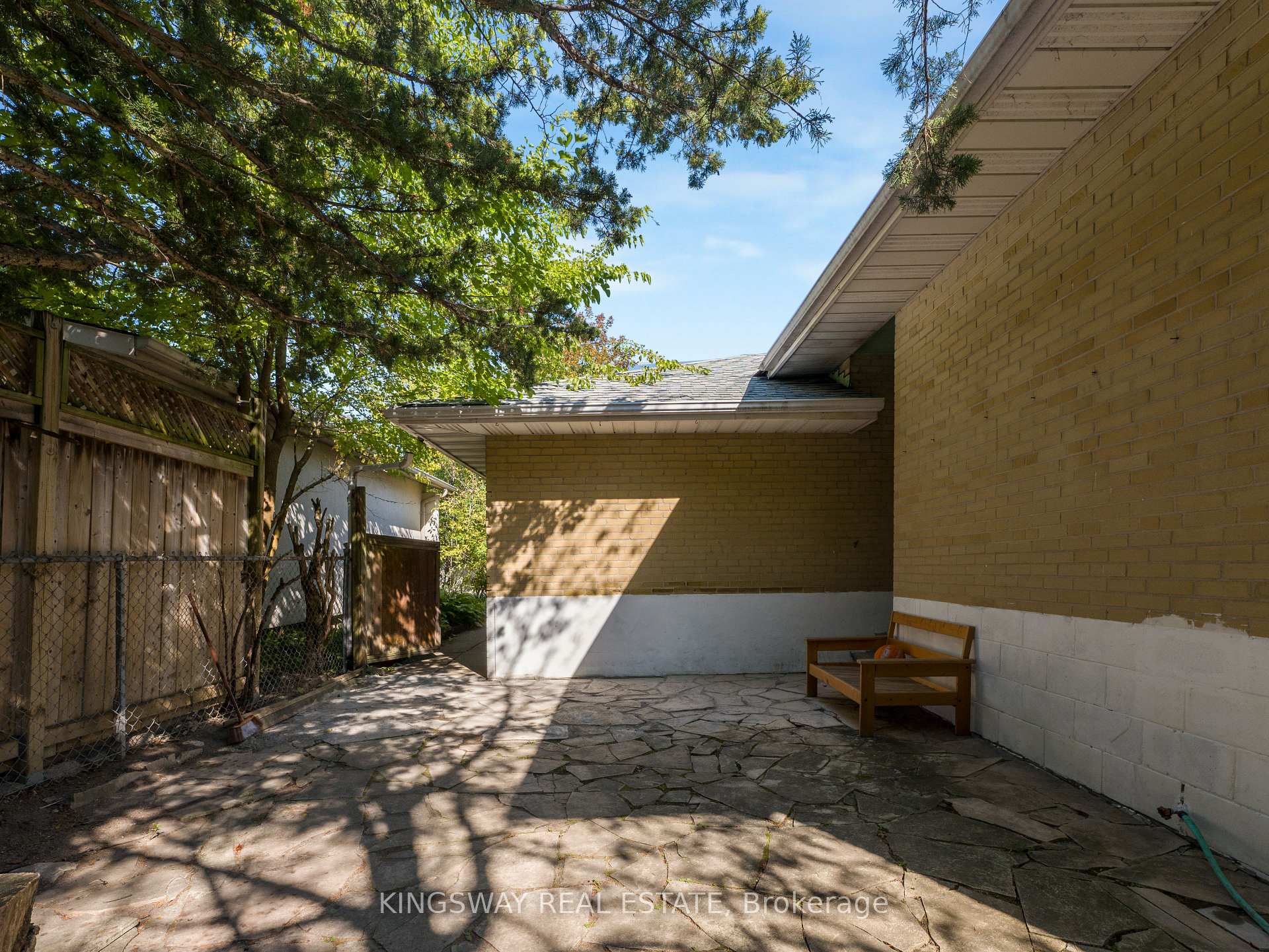 Photo 5 of 41 Kirk Drive, Markham, Royal Orchard — HOMEH
