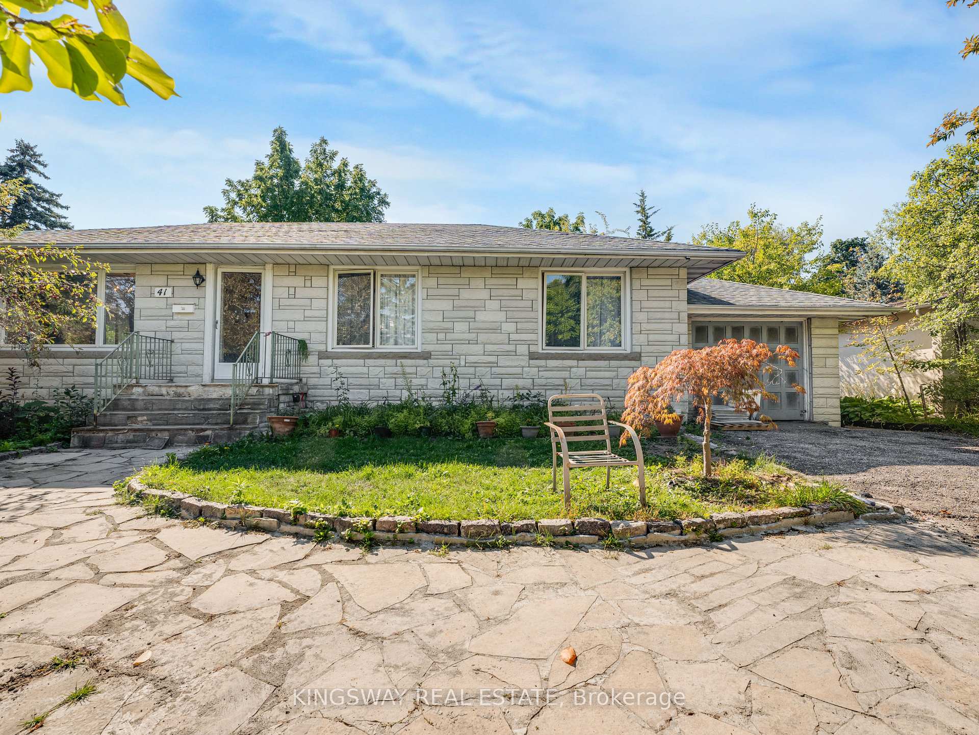 Photo 6 of 41 Kirk Drive, Markham, Royal Orchard — HOMEH