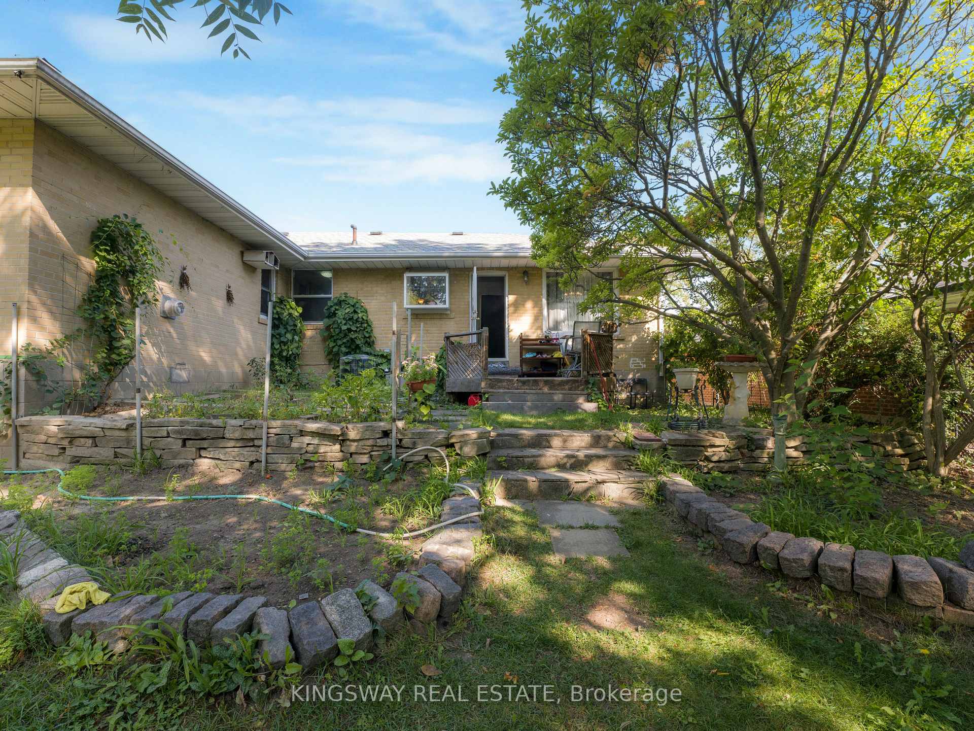 Photo 10 of 41 Kirk Drive, Markham, Royal Orchard — HOMEH