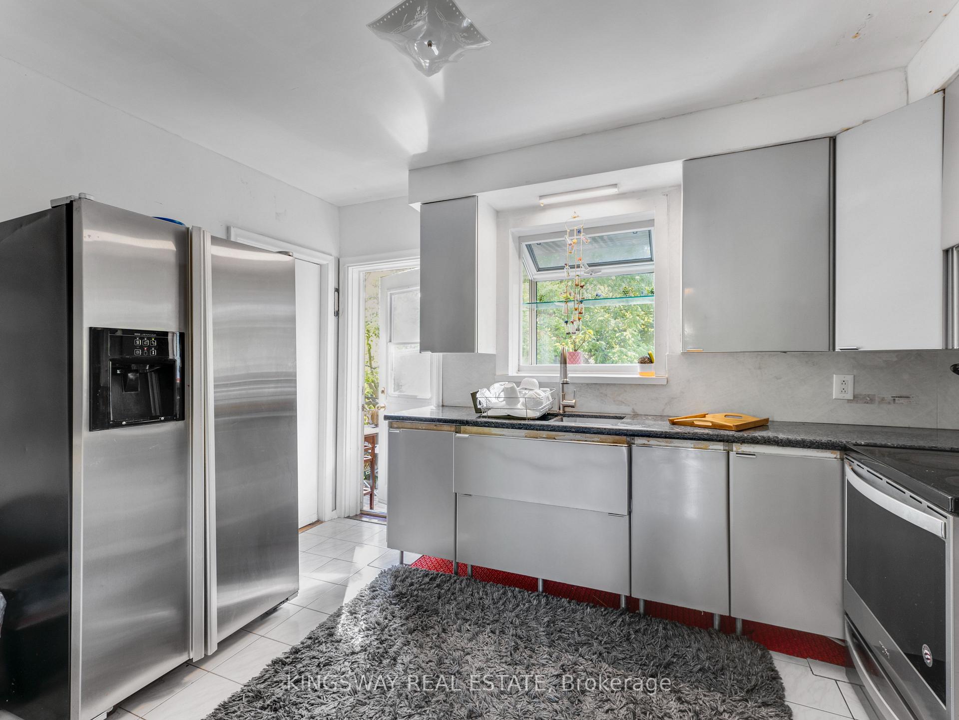 Photo 18 of 41 Kirk Drive, Markham, Royal Orchard — HOMEH