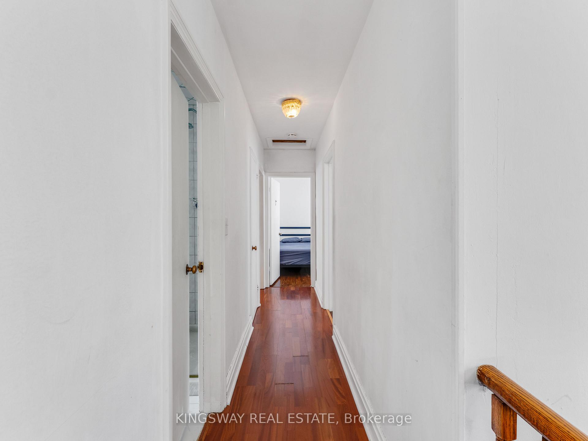 Photo 21 of 41 Kirk Drive, Markham, Royal Orchard — HOMEH
