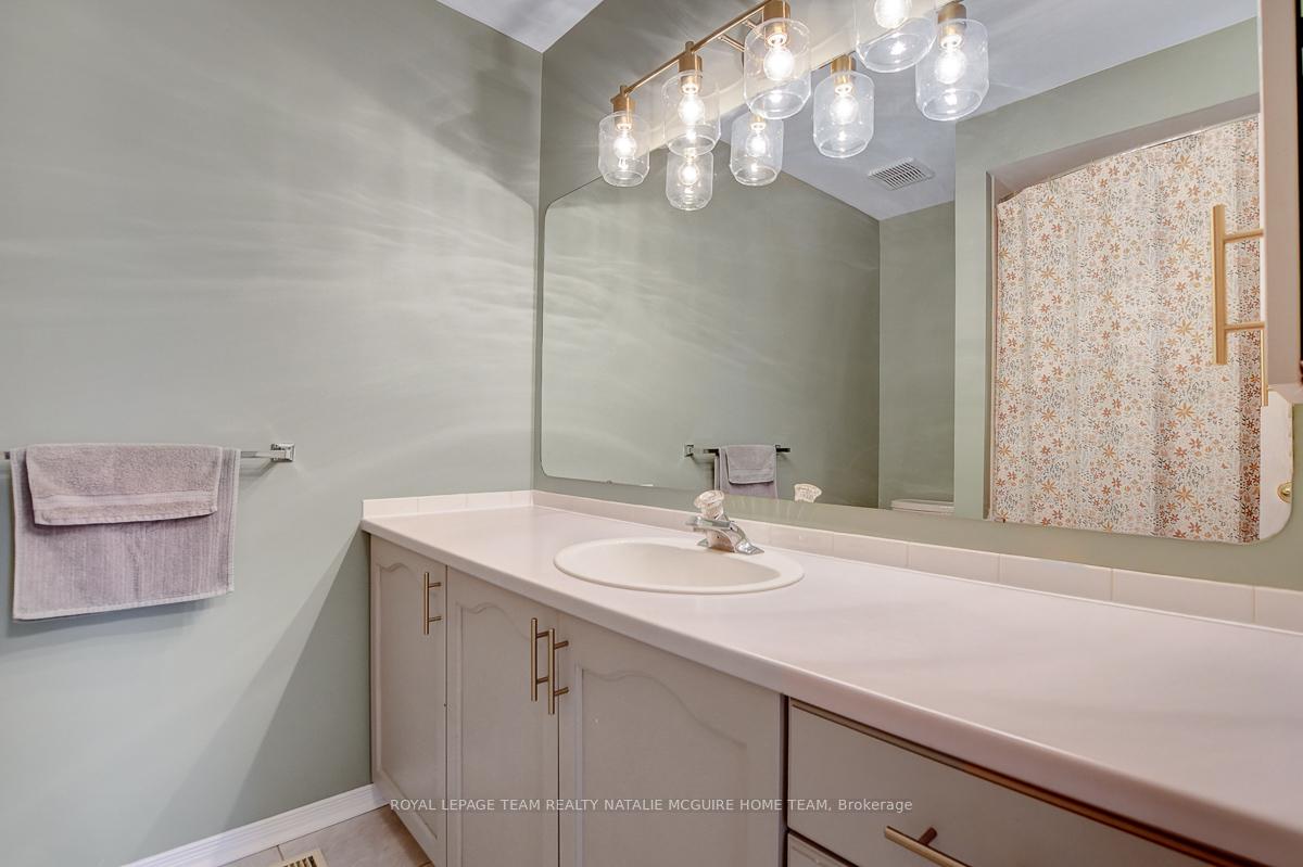 Photo 29 of 9 Meadowbreeze Drive, Ottawa, Kanata - Emerald Meadows/Trailwest — HOMEH