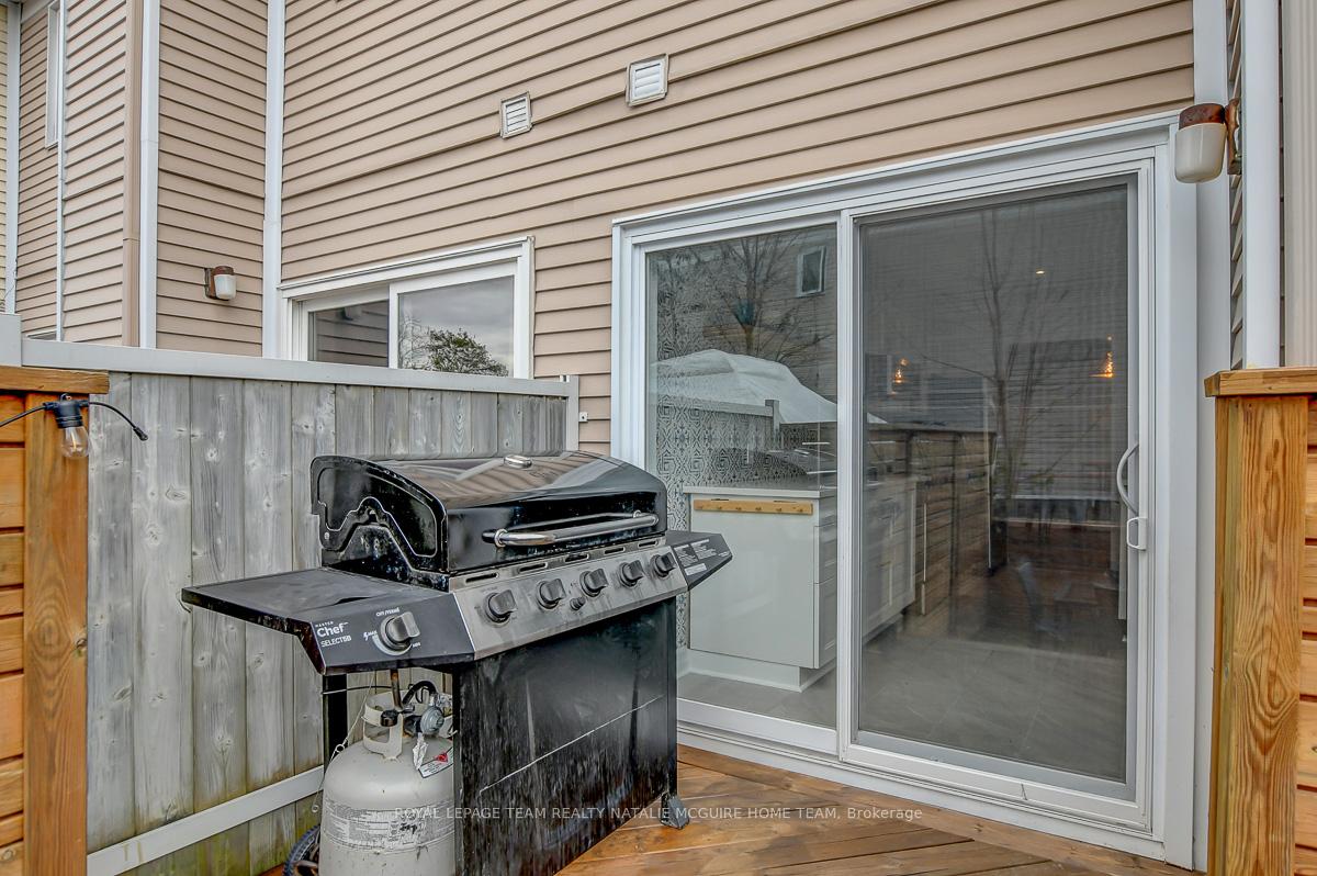 Photo 35 of 9 Meadowbreeze Drive, Ottawa, Kanata - Emerald Meadows/Trailwest — HOMEH