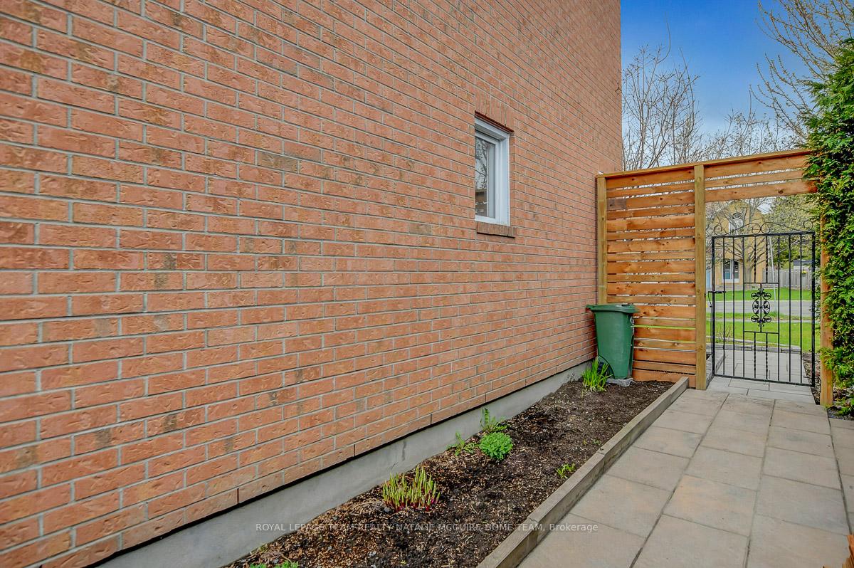 Photo 41 of 9 Meadowbreeze Drive, Ottawa, Kanata - Emerald Meadows/Trailwest — HOMEH