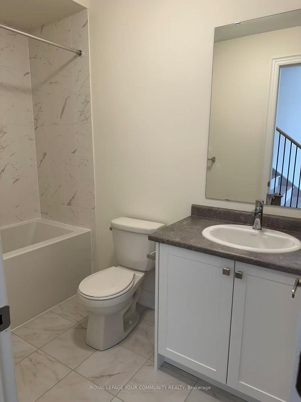 Photo 4 of 161 Berczy Green Drive, Markham, Rural Markham — HOMEH