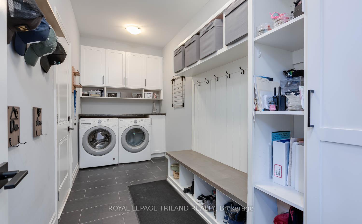 Photo 8 of Unit 75, 41 Earlscourt Terrace, Middlesex Centre, Kilworth — HOMEH