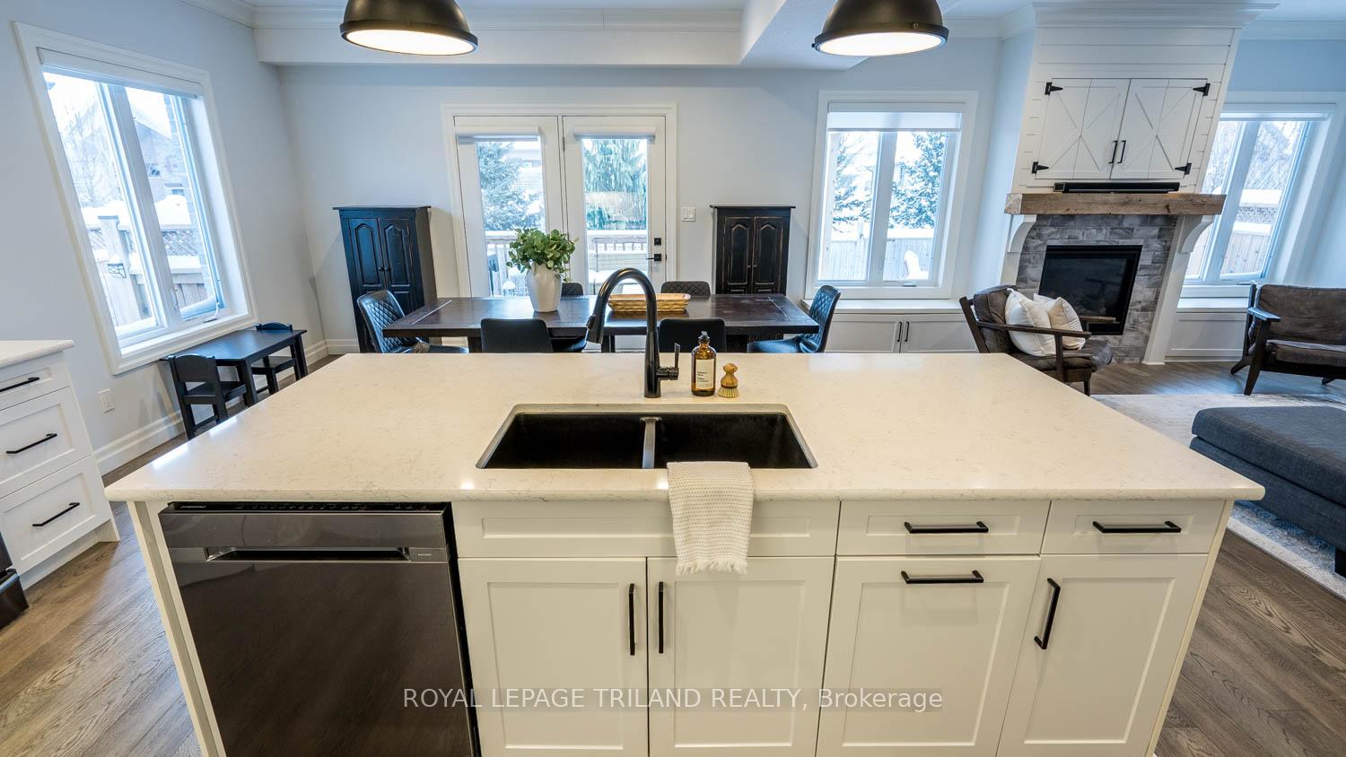 Photo 40 of Unit 75, 41 Earlscourt Terrace, Middlesex Centre, Kilworth — HOMEH