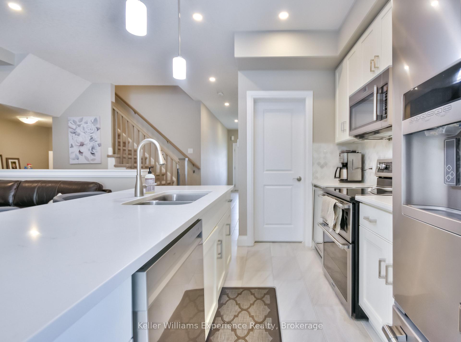 Photo 17 of 961 Wright Drive, Midland — HOMEH