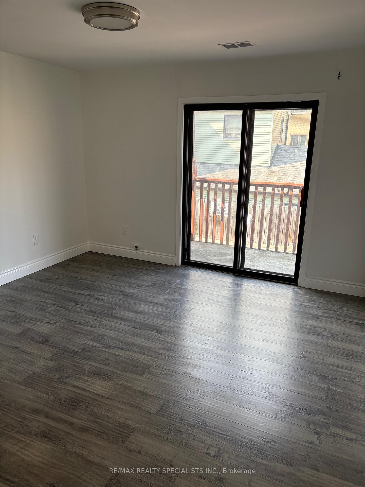 Photo 1 of 515 Concession Street, Hamilton, Eastmount — HOMEH