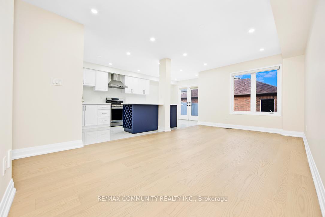 Photo 8 of 2330 Bur Oak Avenue, Markham, Greensborough — HOMEH