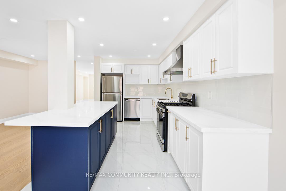 Photo 10 of 2330 Bur Oak Avenue, Markham, Greensborough — HOMEH