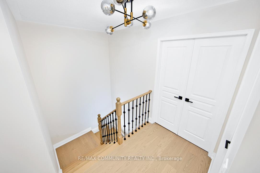 Photo 13 of 2330 Bur Oak Avenue, Markham, Greensborough — HOMEH