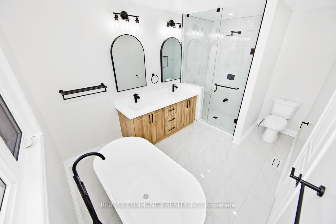 Photo 15 of 2330 Bur Oak Avenue, Markham, Greensborough — HOMEH