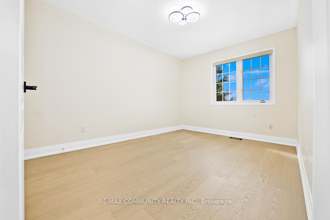 Photo 16 of 2330 Bur Oak Avenue, Markham, Greensborough — HOMEH