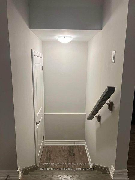 Photo 19 of 94 Aquasanta Crescent, Hamilton, Ryckmans — HOMEH